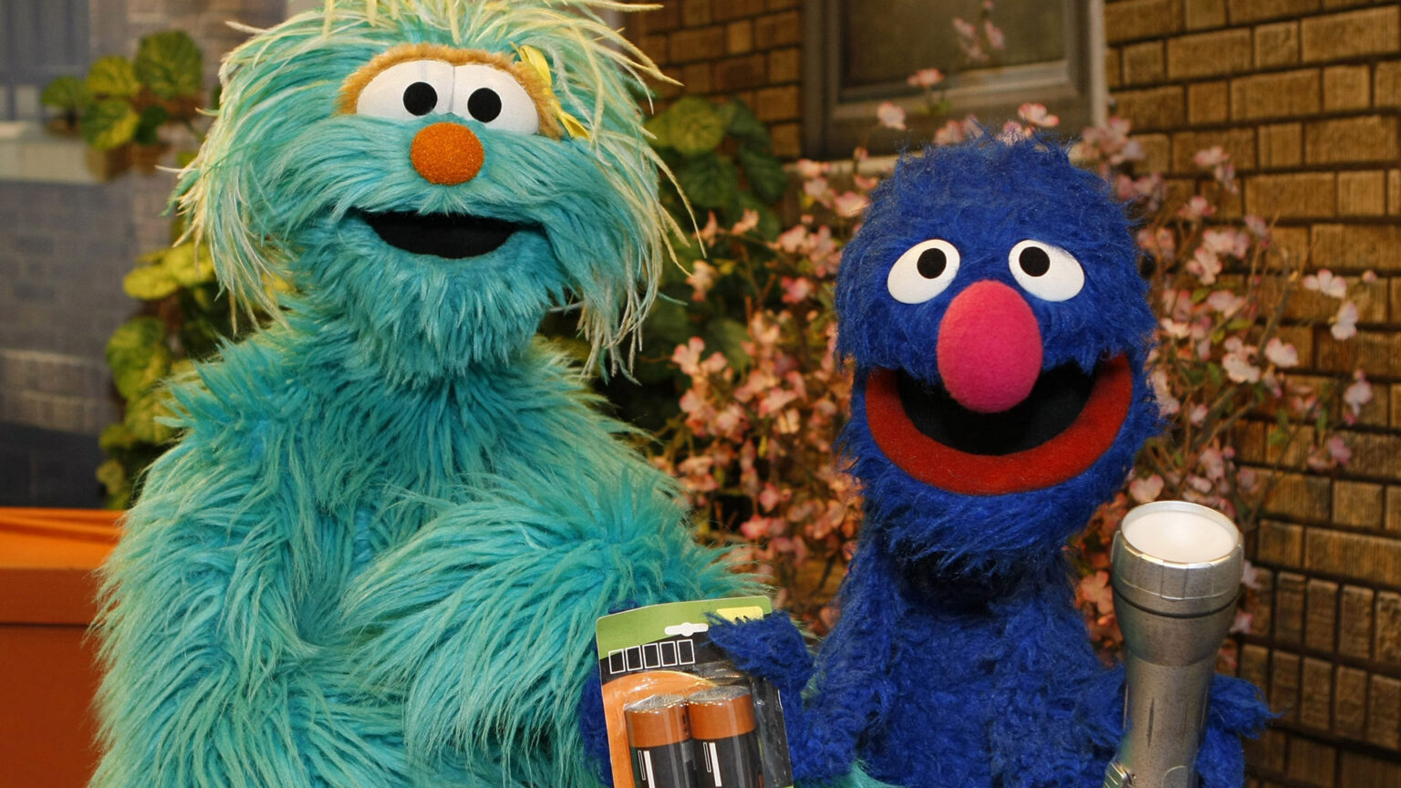 Free Learn Along with Sesame Street - Season 1 • Hey, It&rsquo;s Free!