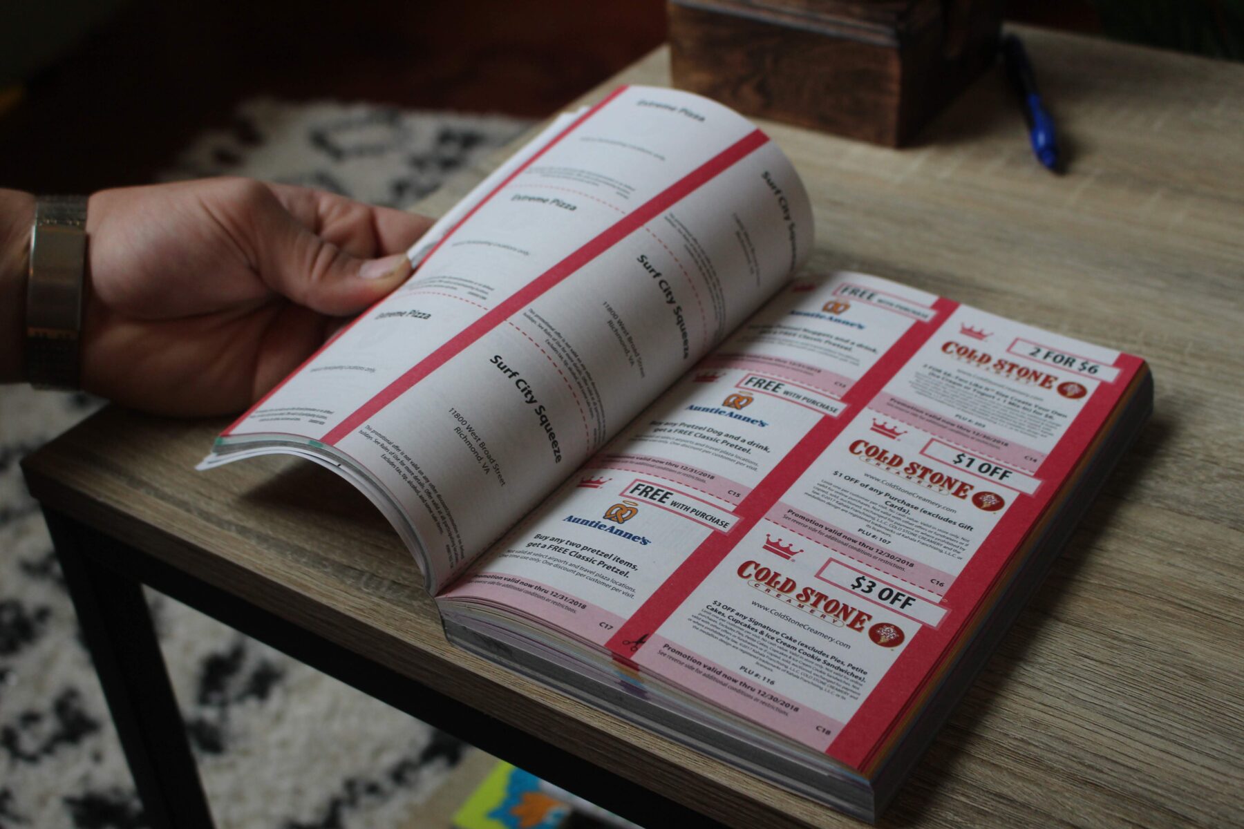 Previous version of Entertainment.com actual coupon book